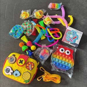 Kids Mixed Toy Bundle Fidgets Pop-its with Carry Bag Removable Strap NEW
